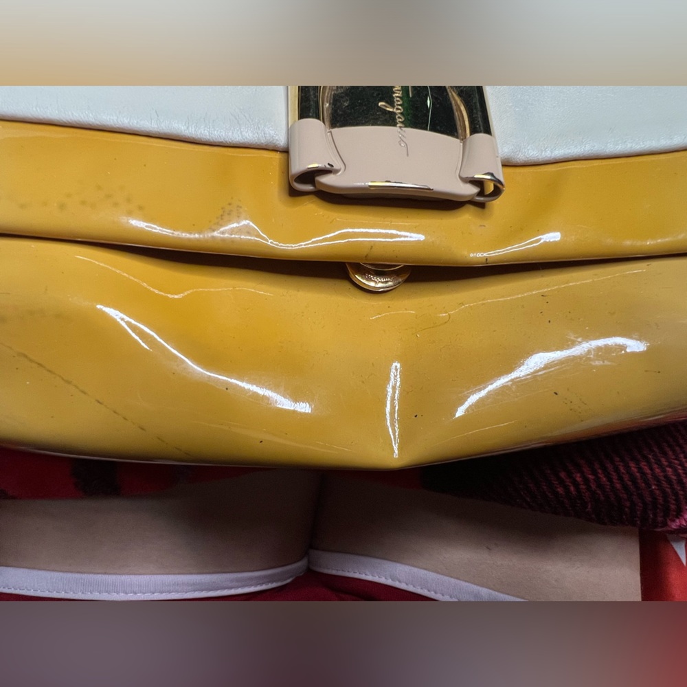 Pre-owned SALVATORE FERRAGAMO BAG LEATHER ENAMEL WHITE YELLOW MUSTARD COLOR - Picture 6 of 14
